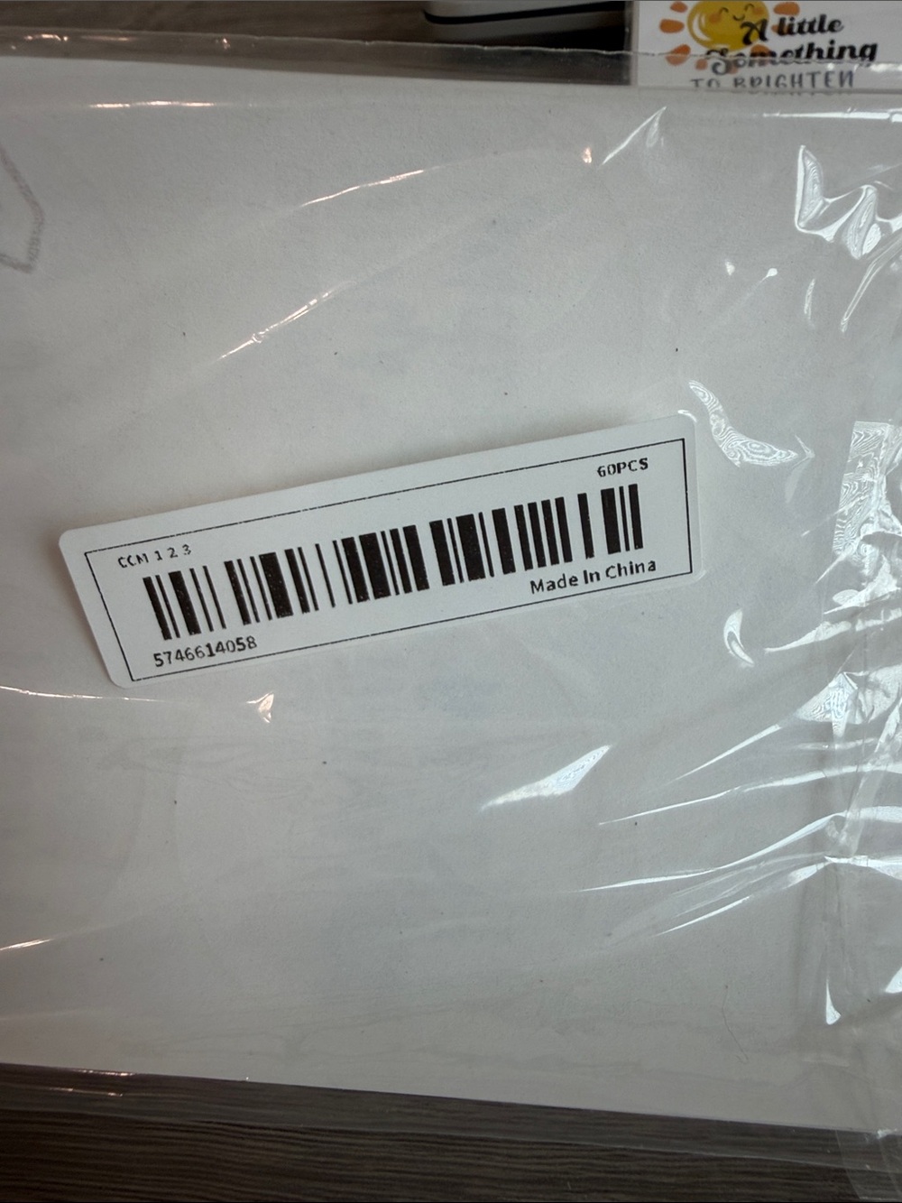 NIP 60 count Happy Mail! Has Arrived – Floral Envelope Round Shipping Stickers - Picture 4 of 4